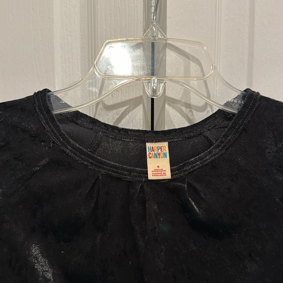 Velvet dress size 6 - Picture 2 of 3